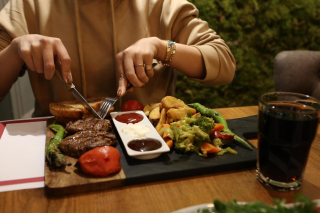 Tips Menikmati Steak Sehat Tanpa Takut Ganggu Diet Protein Tinggi